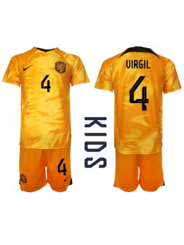 Niederlande Virgil van Dijk #4 Heimtrikotsatz für Kinder WM 2022 Kurzarm (+ Kurze Hosen)